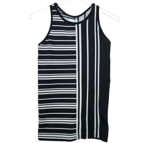 Althleta Renew Razorback Tank S - Picture 3 of 6